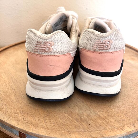 New Balance 997H -Pink & White - Size 9.5 - Picture 4 of 8